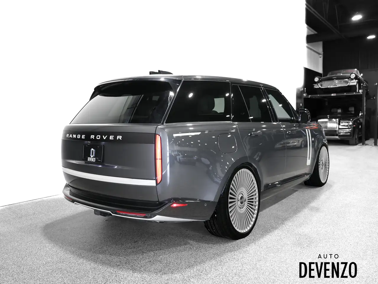 Land Rover Range Rover photo Land Rover Range Rover