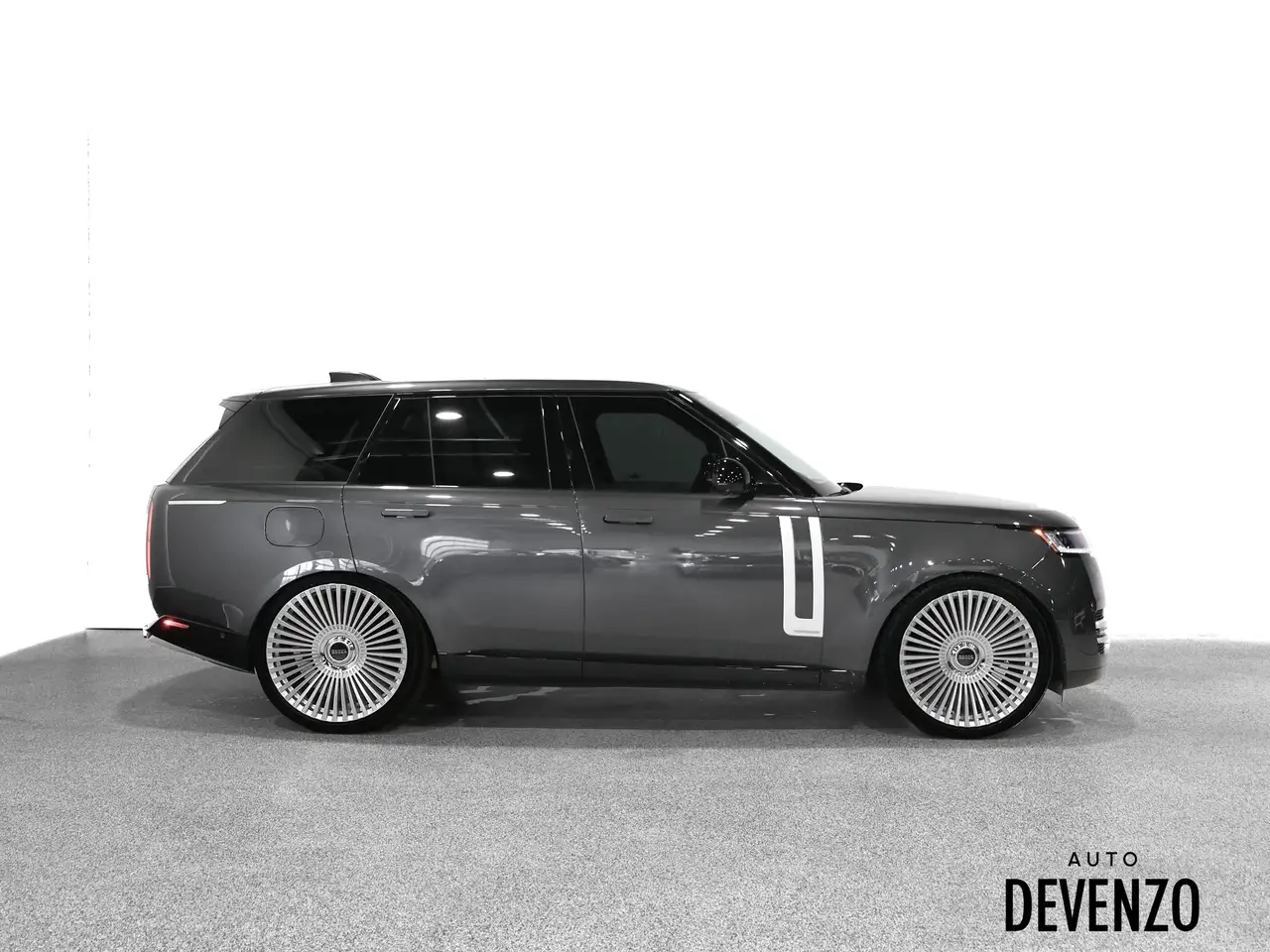 Land Rover Range Rover photo Land Rover Range Rover