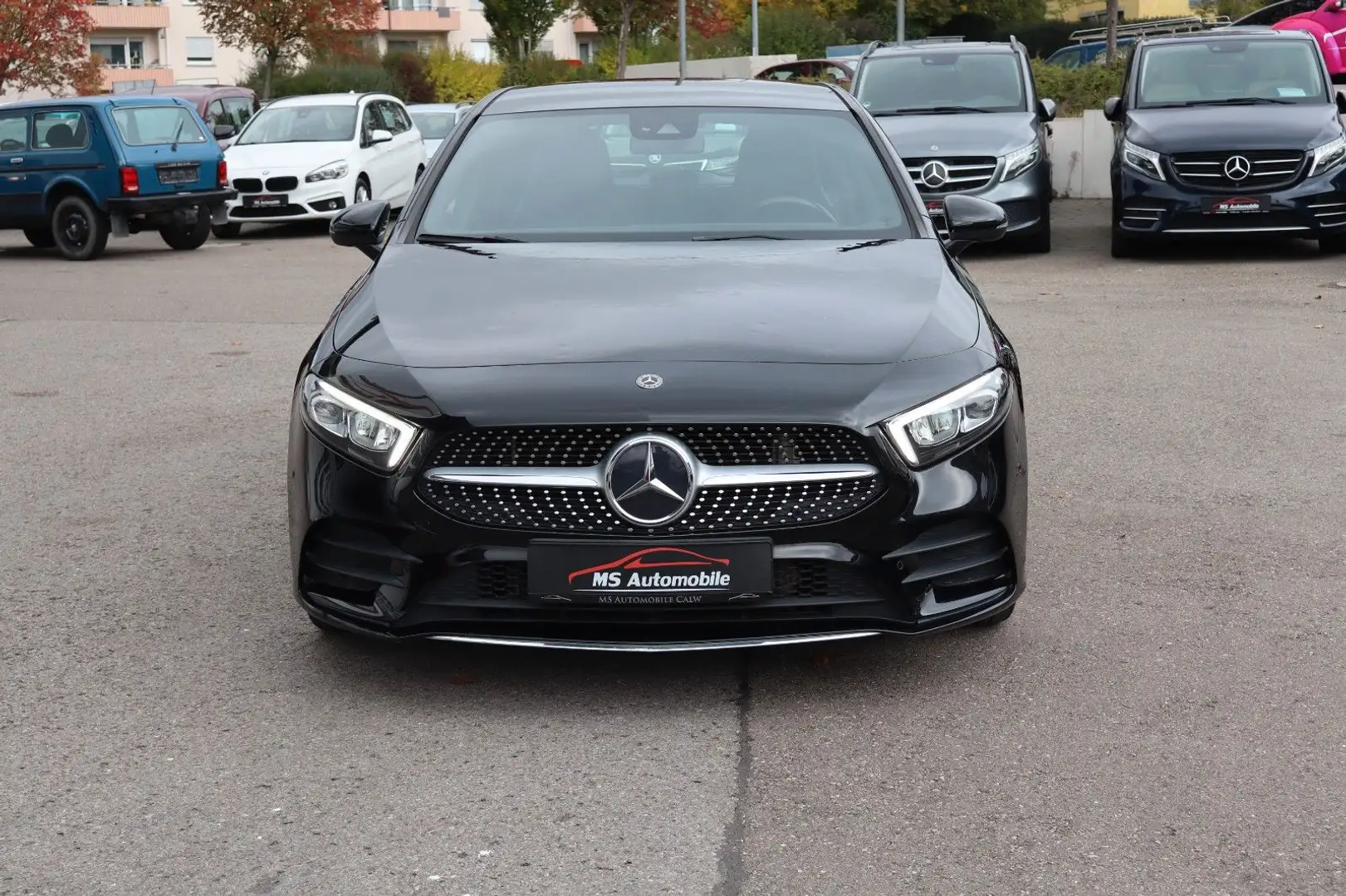 Mercedes-Benz A 180 7G *AMG Line* Wide_Navi_LED_Ambie_Kamera Schwarz - 2