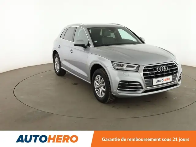 Audi Q5 view 8