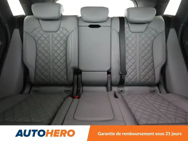 Audi Q5 view 15