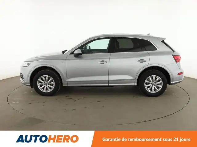 Audi Q5 view 3