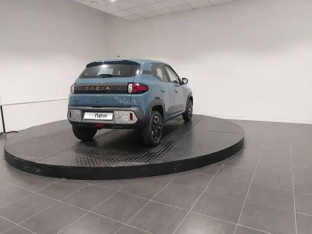 Dacia Spring view 4