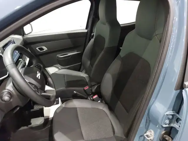 Dacia Spring view 6