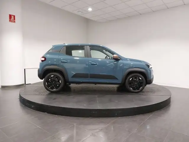 Dacia Spring view 11