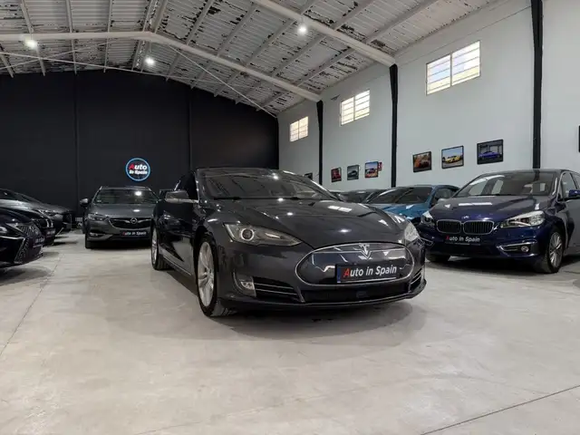 Tesla Model S P85 RWD