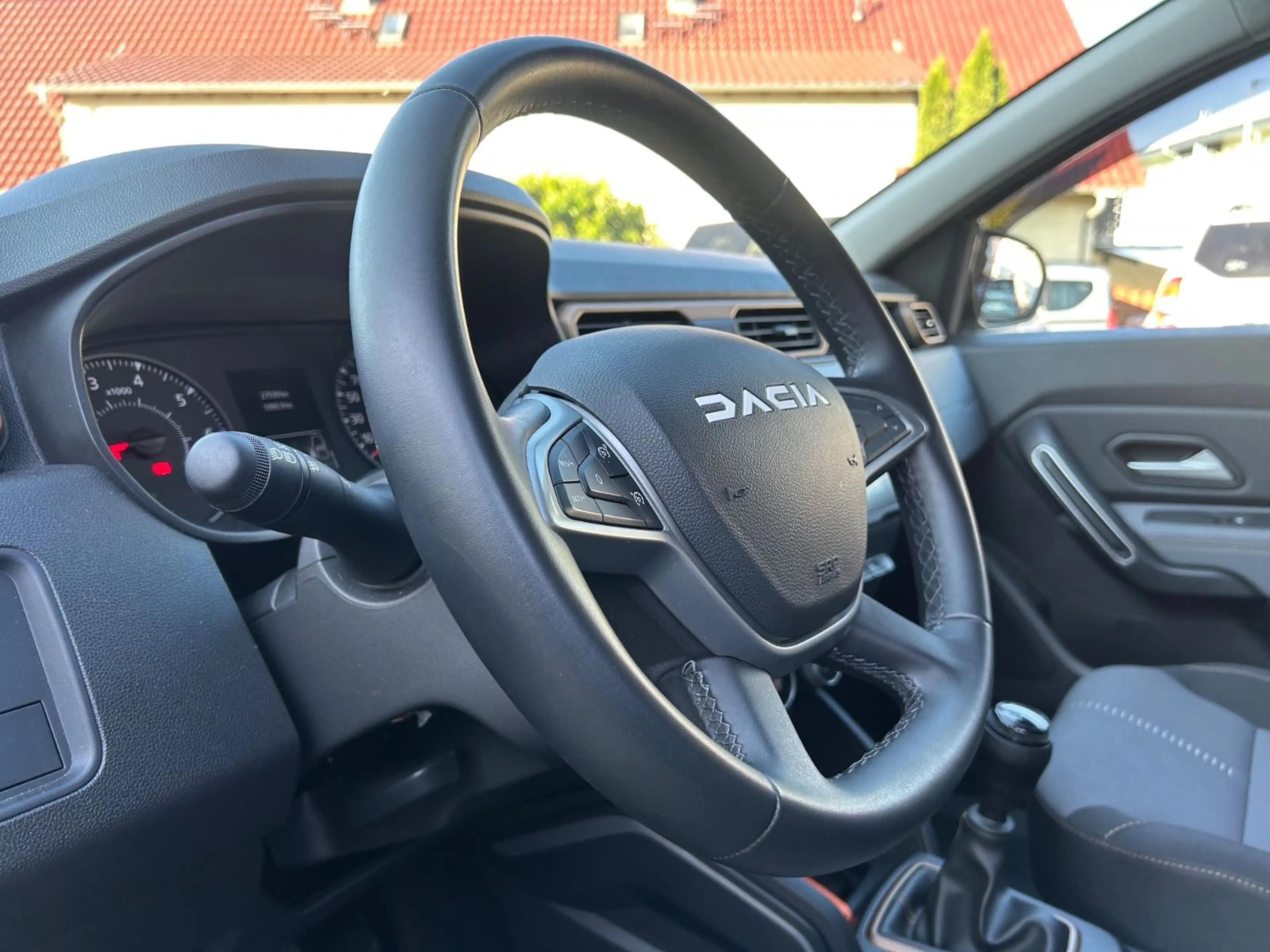 Dacia Duster dCI 115 Extreme 4WD abn. . Anhängerk . ) — photo 11