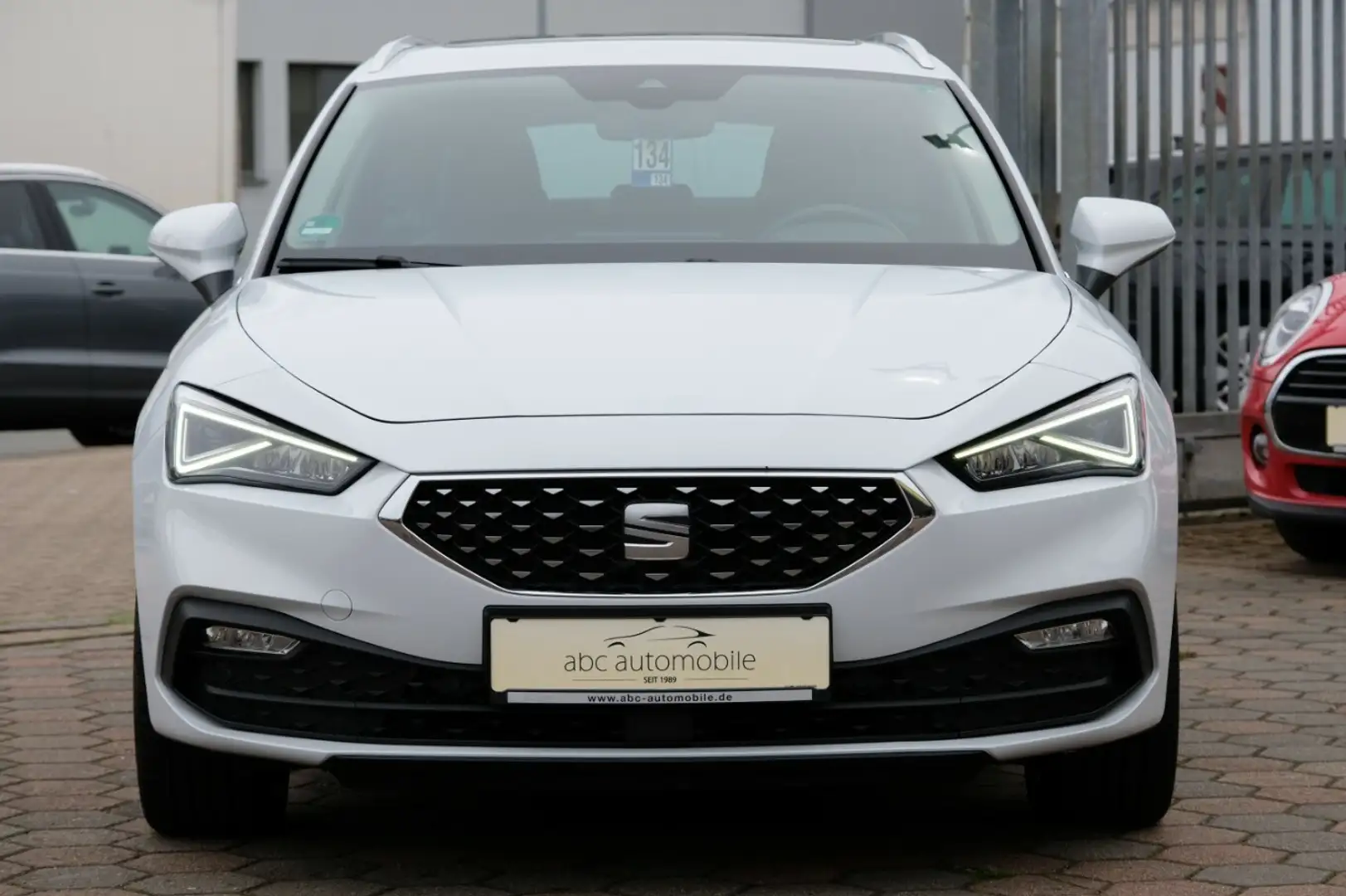 SEAT Leon 2.0 TDi Xcellence LED DCC Assitenz XL Pano Blanco - 2