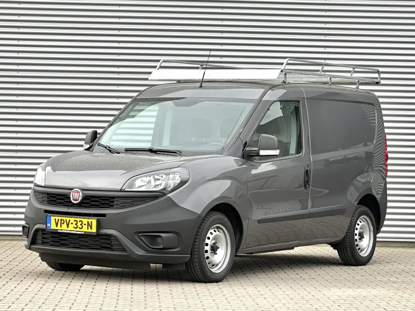 Fiat Doblo Cargo 1.6 MJ 3 zits Trekhaak inrichting Grijs - 1
