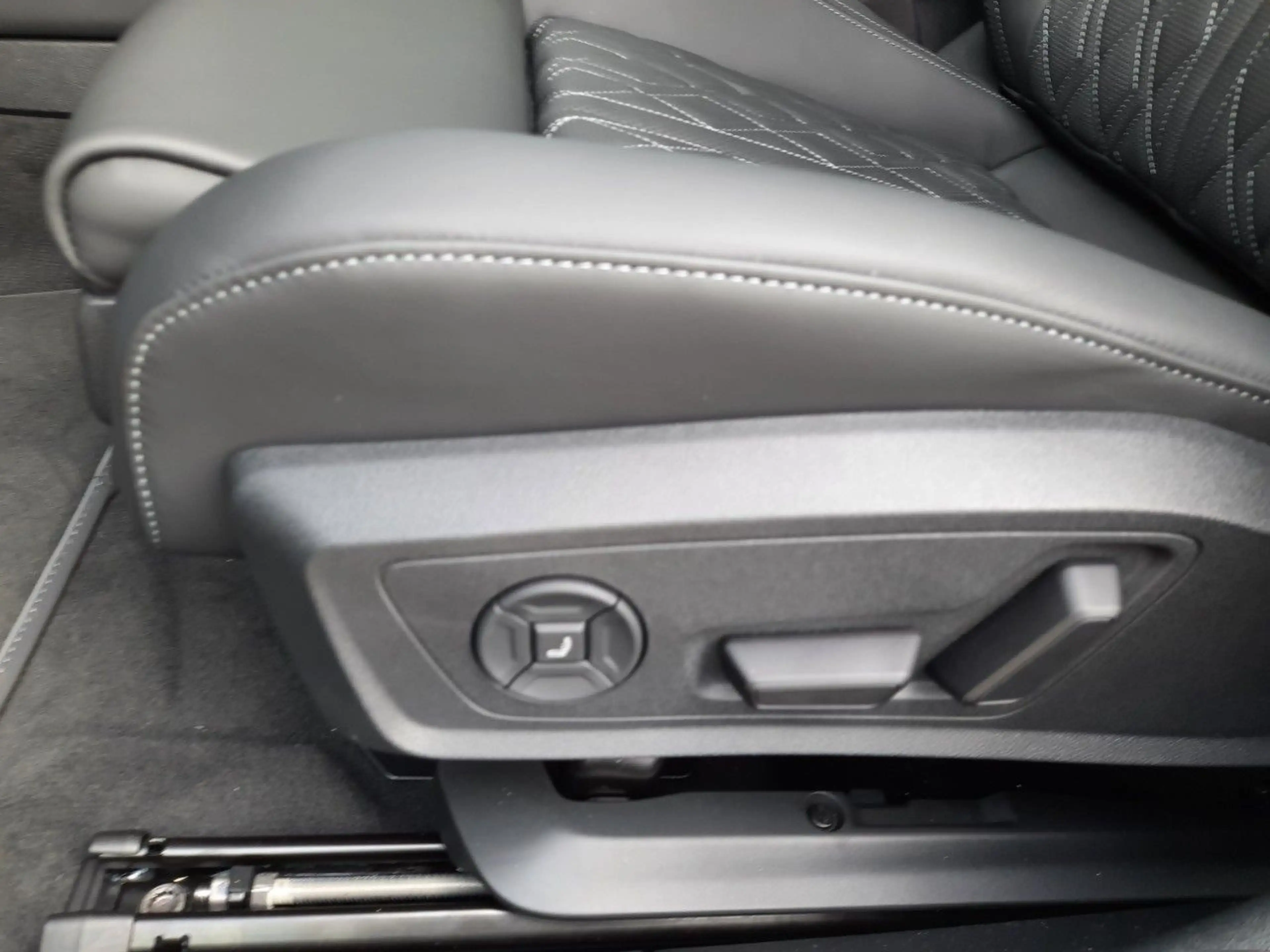 Audi A6 allroad A6 allroad TDI DACH, ALLRADLENK, B&O, SITZBELÜFT — photo 14