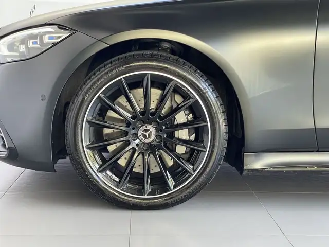 Mercedes-Benz S 580 e 4x4 Lang AMG *Chauffeur-Paket*HighClassFond Ansicht 3