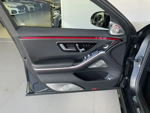 Mercedes-Benz S 580 e 4x4 Lang AMG *Chauffeur-Paket*HighClassFond Ansicht 20