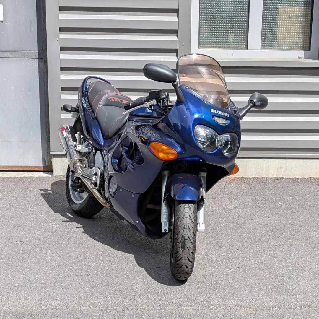 Suzuki GSX 750 - 1