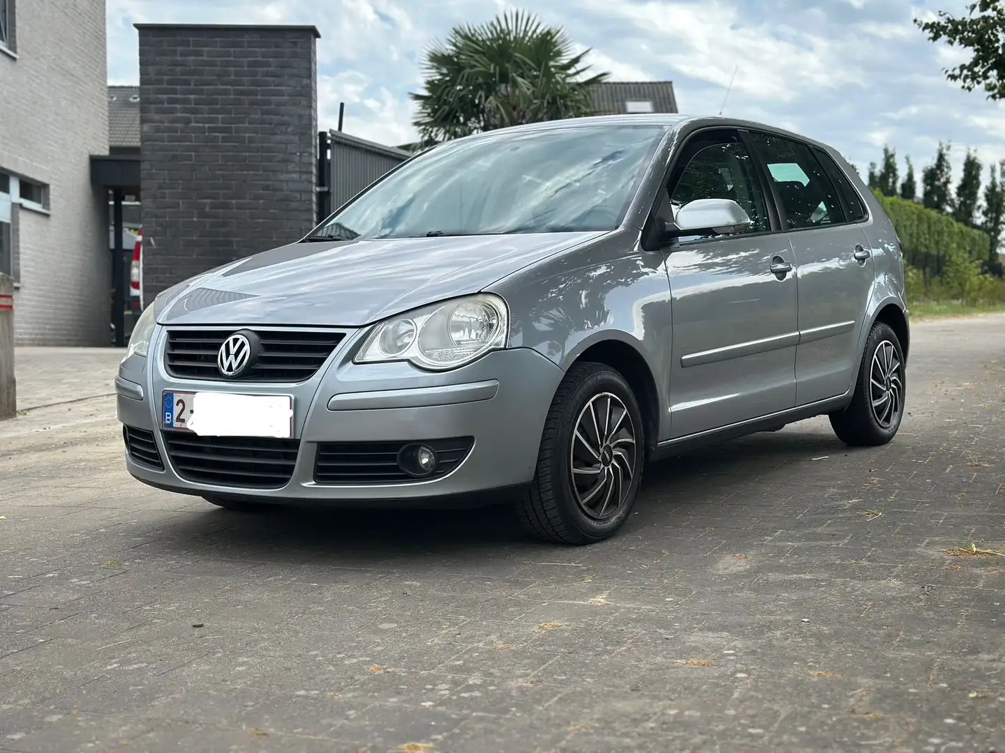 Volkswagen Polo 1.6i 16v UNITED / AIRCO / 105 CH ! Grijs - 1