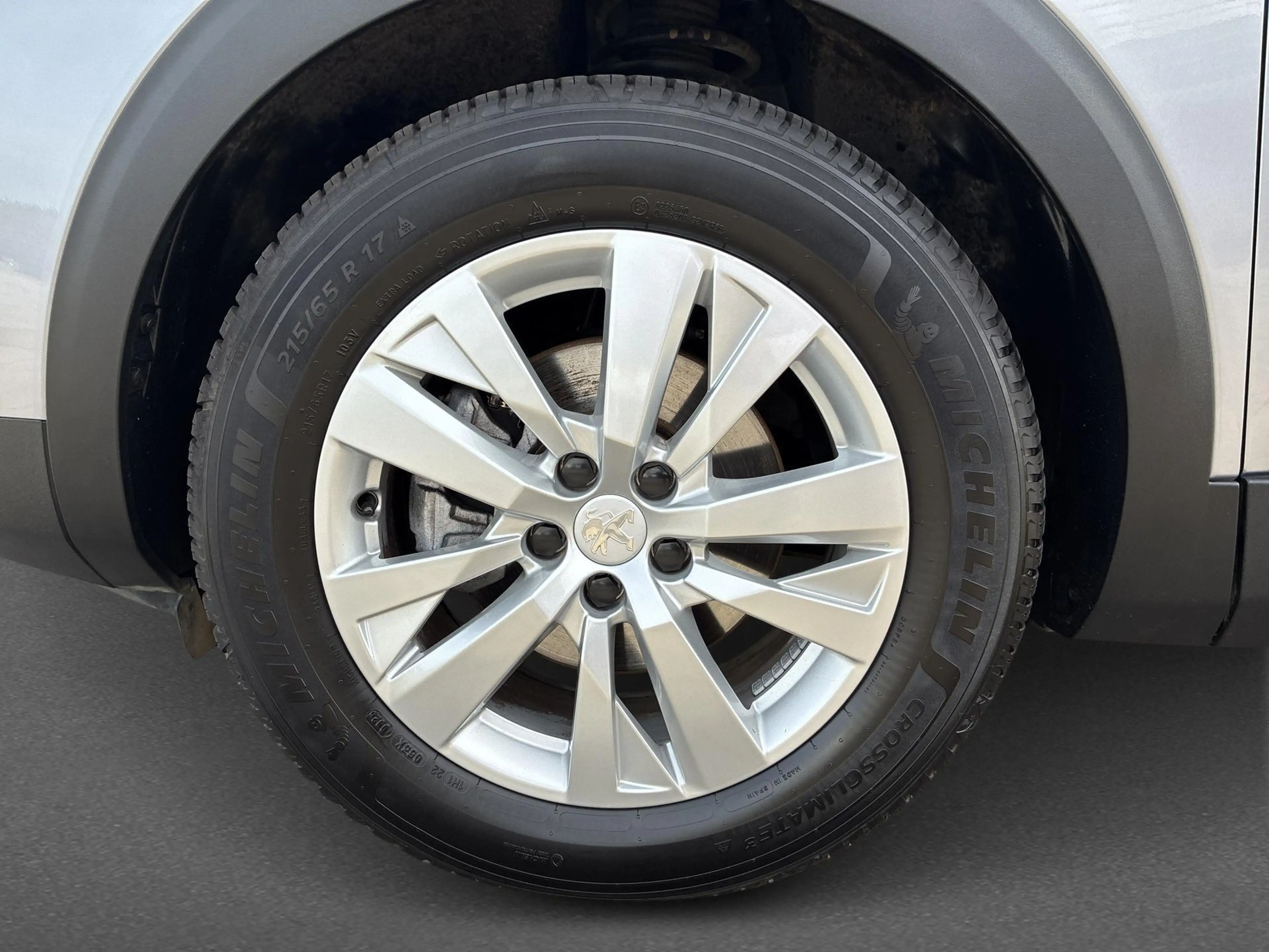 Peugeot 5008 1.2 Hybrid 136 Active Pack Business | 2 stoelen op — photo 10