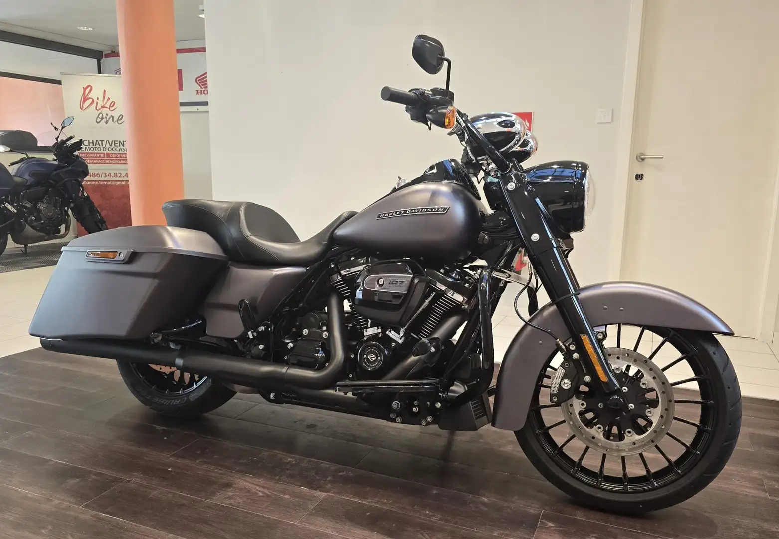 Harley-Davidson Road King Special Gri - 2