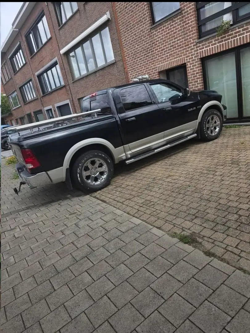 RAM 1500 Laramie 5.7 full Чорний - 1