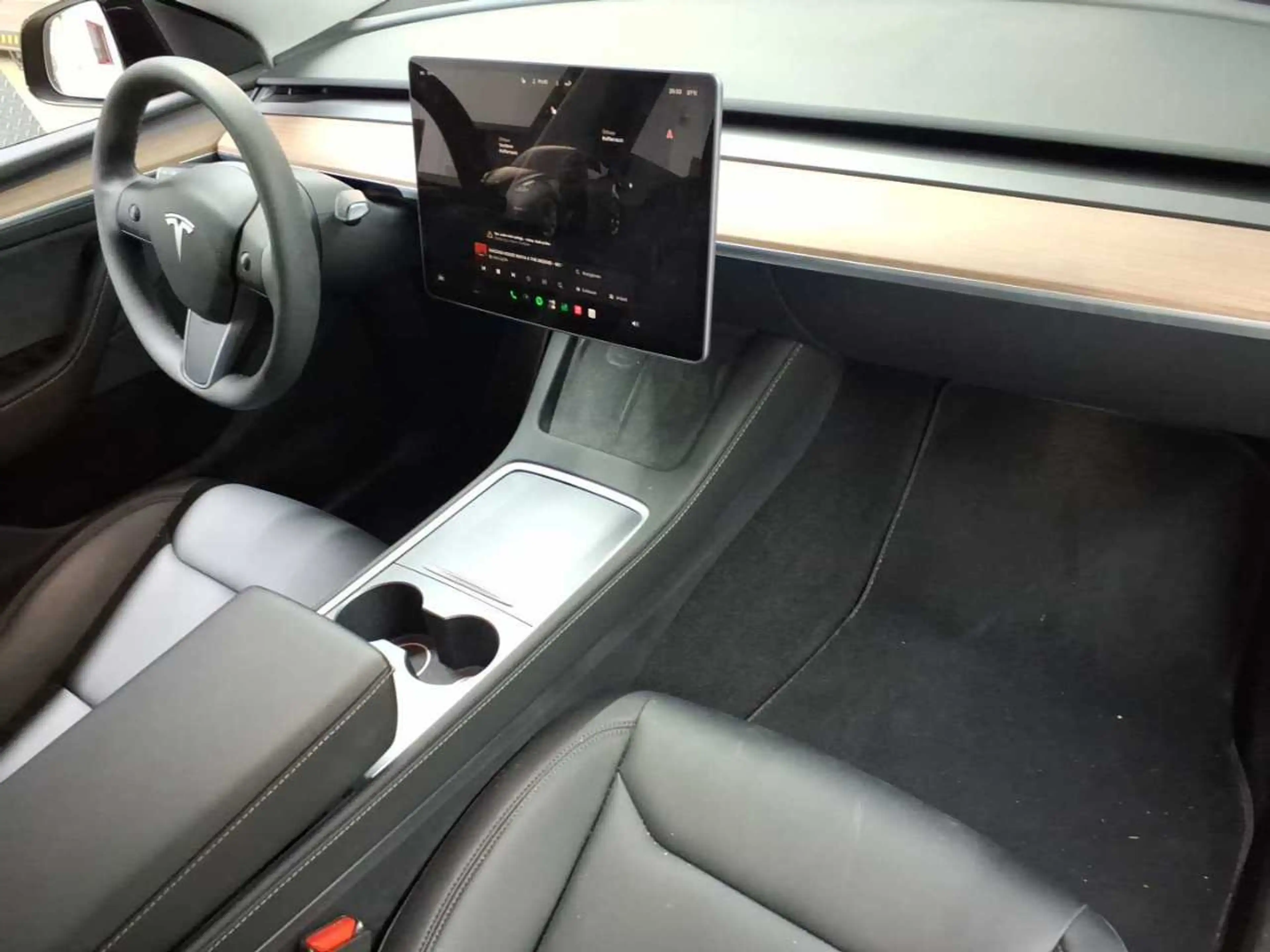 Tesla Model Y Model Y Long Range AWD enh. Autopilot — photo 9