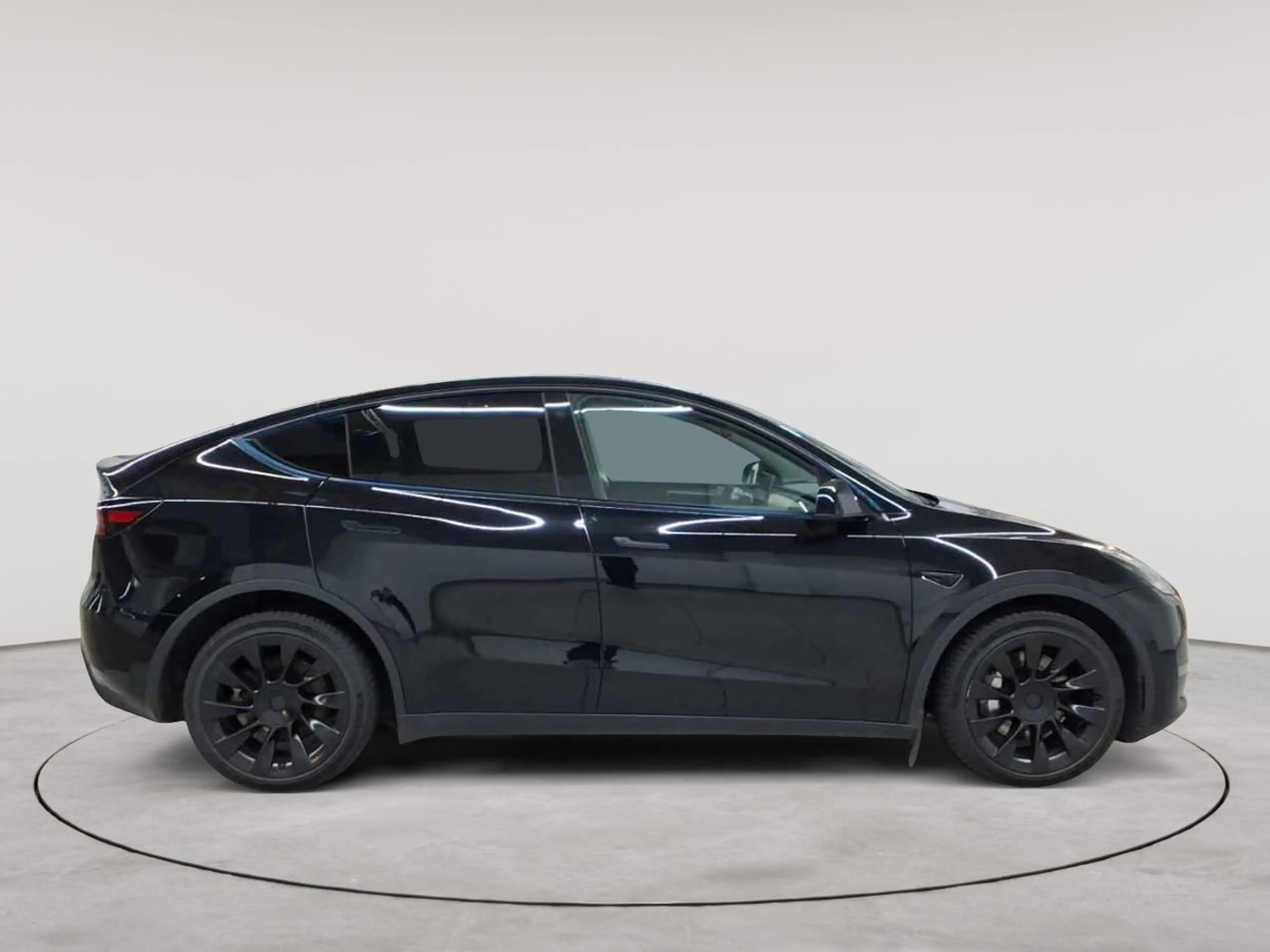 Tesla Model Y Model Y Long Range AWD enh. Autopilot — photo 3