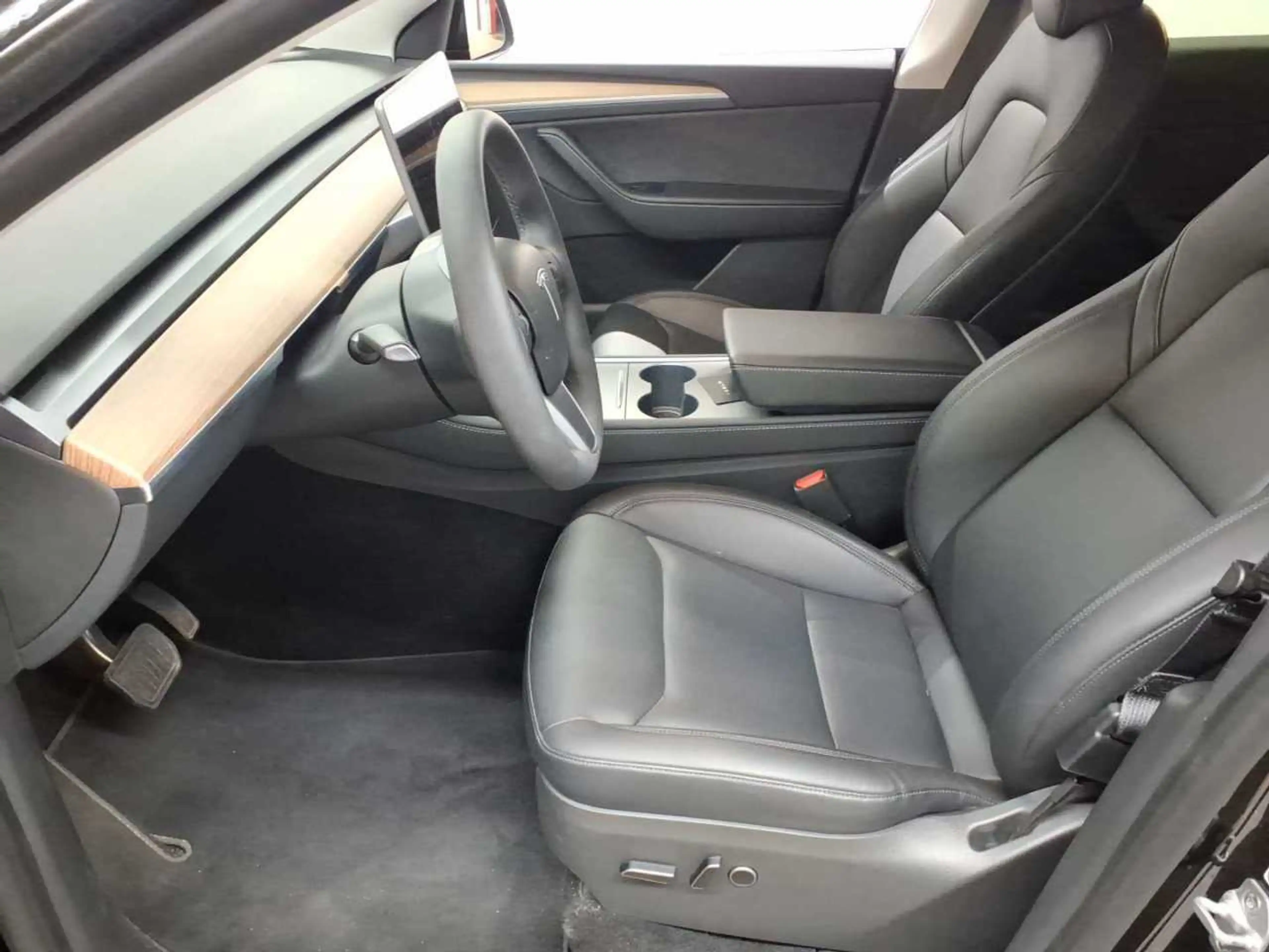 Tesla Model Y Model Y Long Range AWD enh. Autopilot — photo 7
