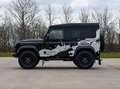 Land Rover Defender 2.2 Turbo / Eastnor Edition / 1st Owner Zwart - thumbnail 4