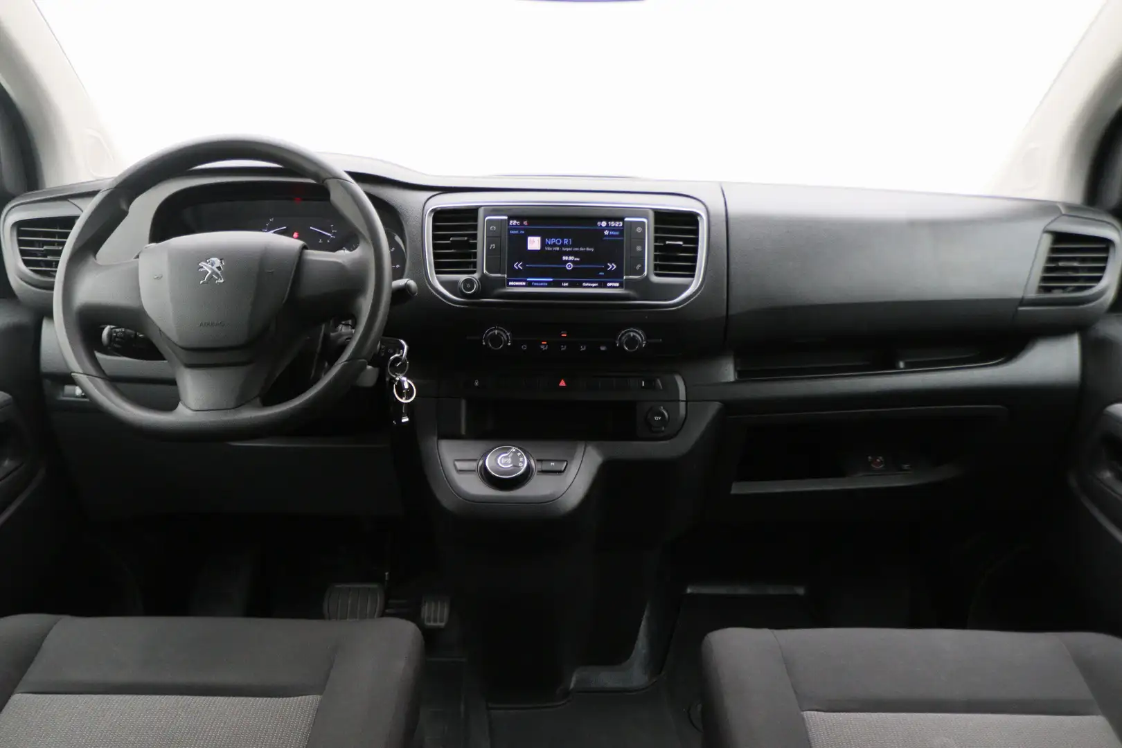 Peugeot Expert 2.0 BlueHDI 145 Automaat DC 2x Schuifdeur, Cruise, Weiß - 2