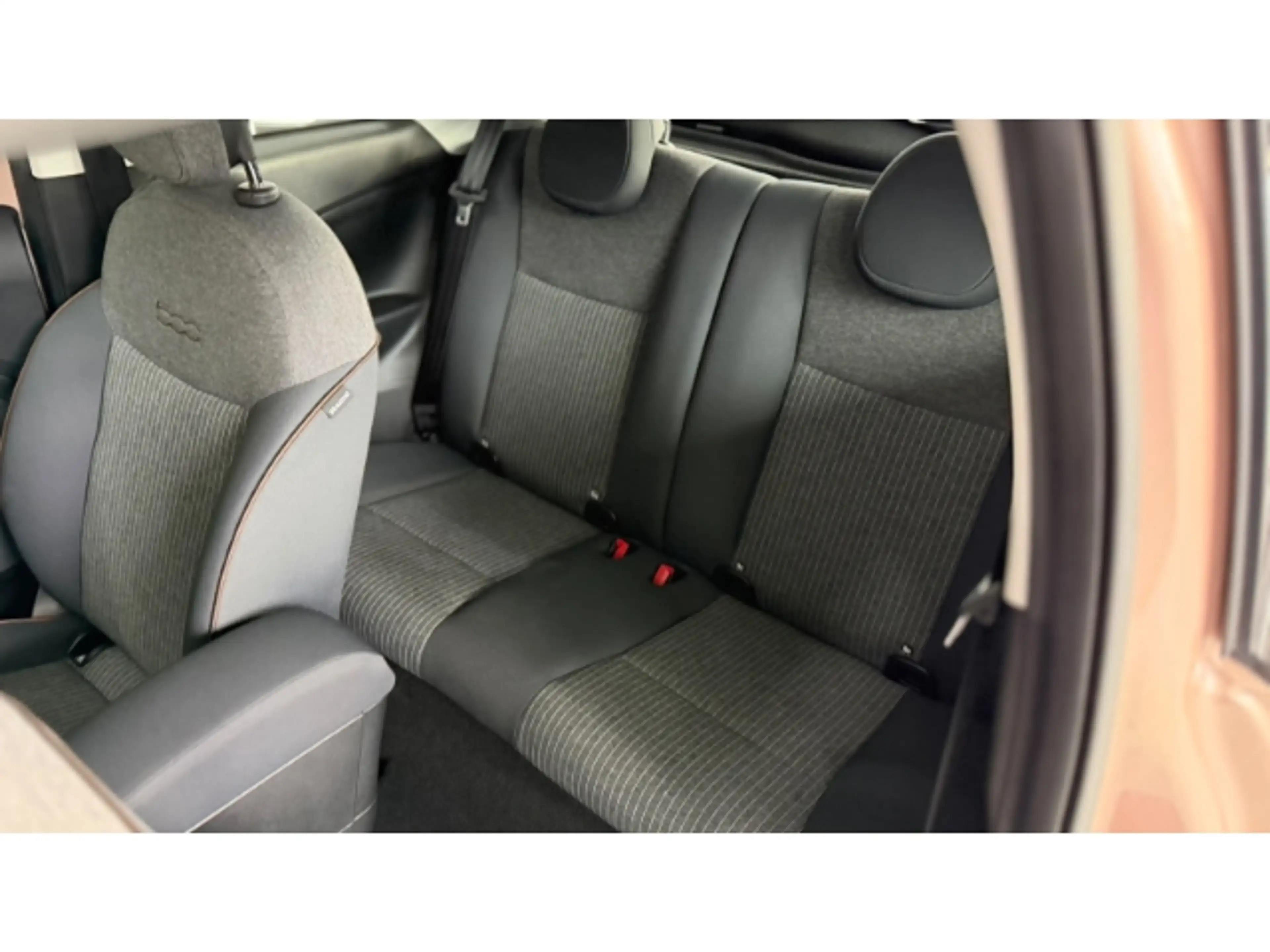 Fiat 500e Icon Digitales Cockpit Klimaautom DAB Spurhalteass — photo 9