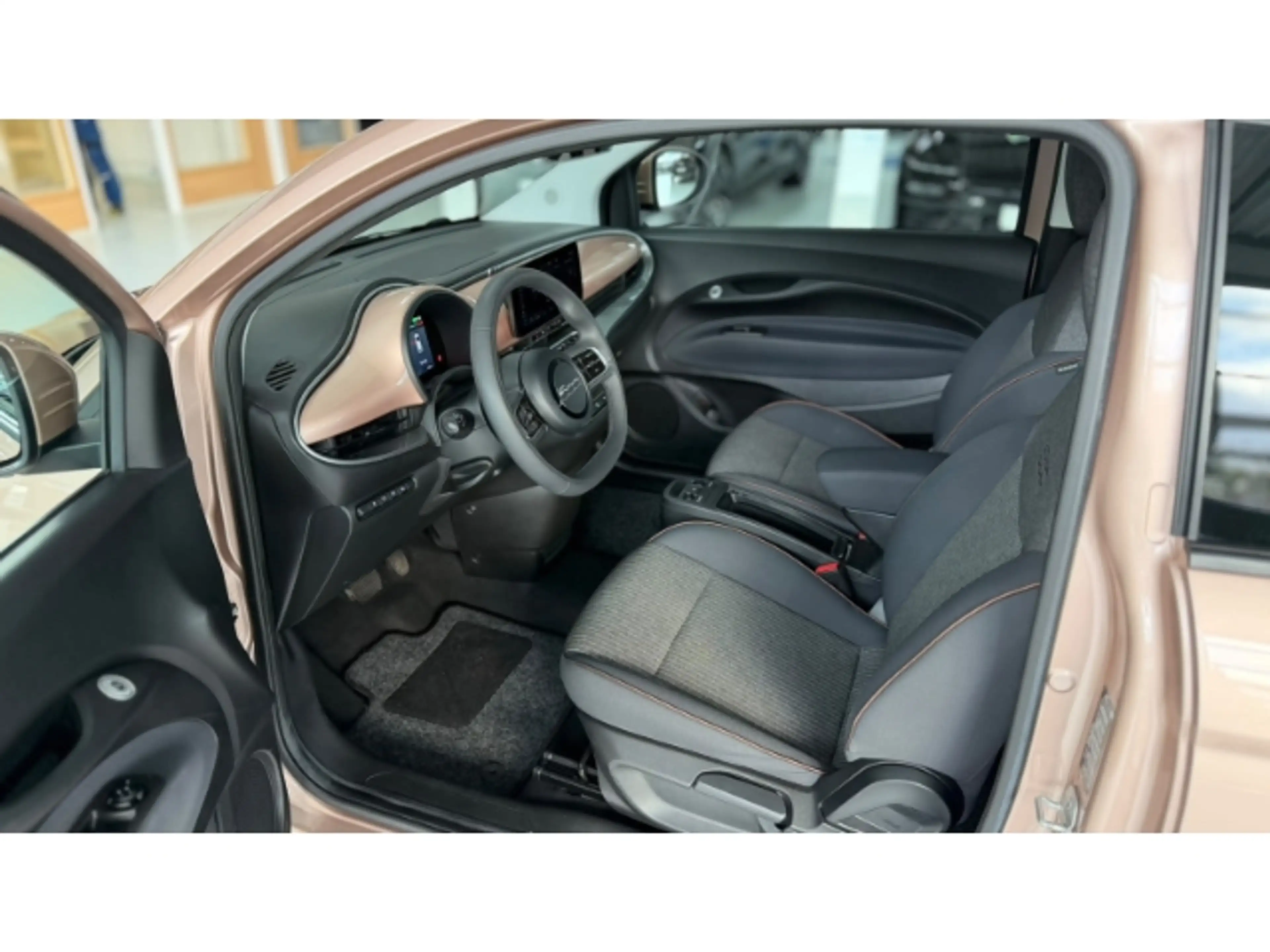 Fiat 500e Icon Digitales Cockpit Klimaautom DAB Spurhalteass — photo 8