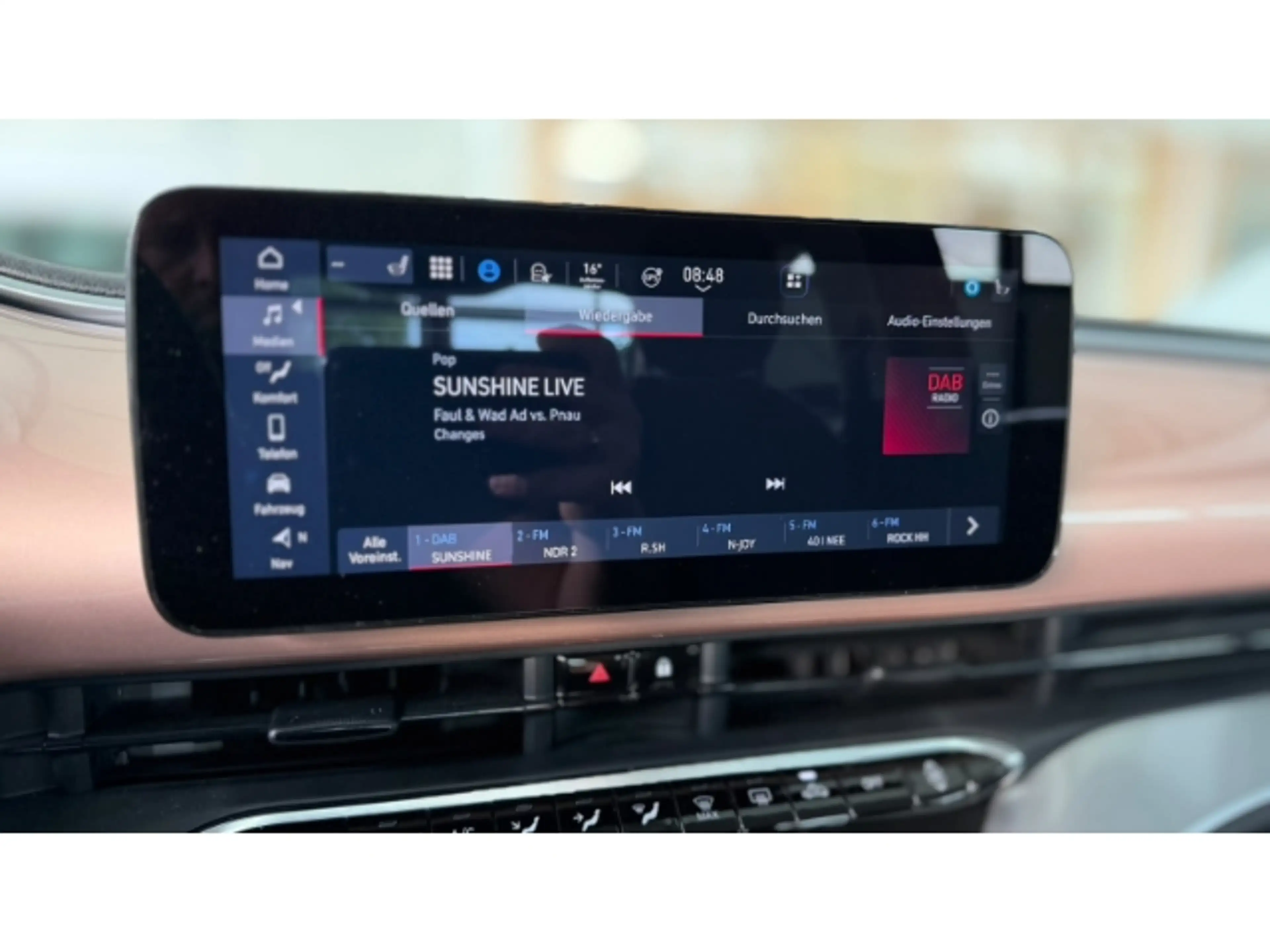 Fiat 500e Icon Digitales Cockpit Klimaautom DAB Spurhalteass — photo 12