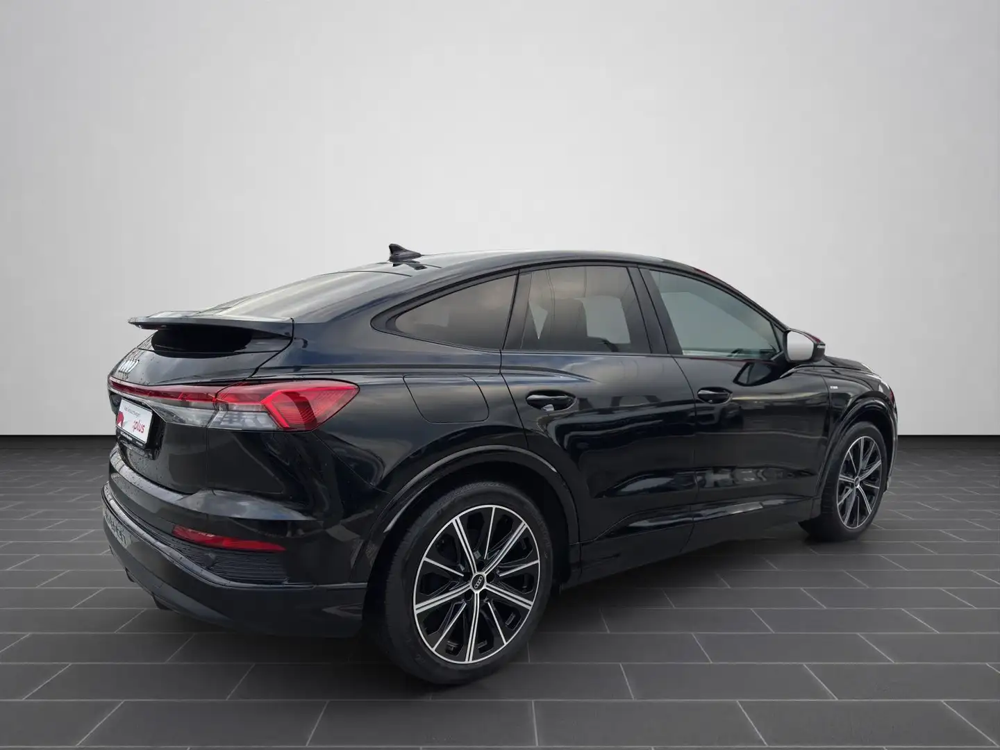 Audi Q4 e-tron 35 e-tron S LINE NAVI PLUS M Schwarz - 2