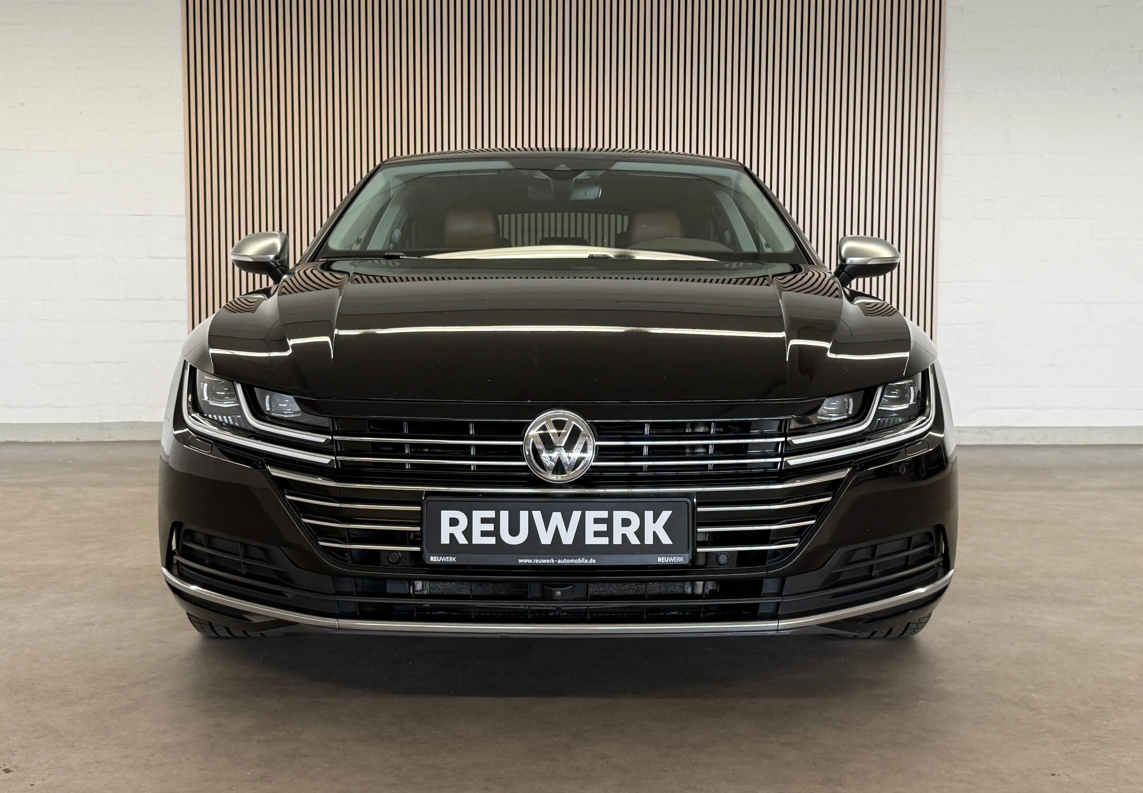 Volkswagen Arteon 2.0TSI Elegance DSG Virtual Cp. PGSD Nappa AHK 360* Kamera Stdhz — photo 3