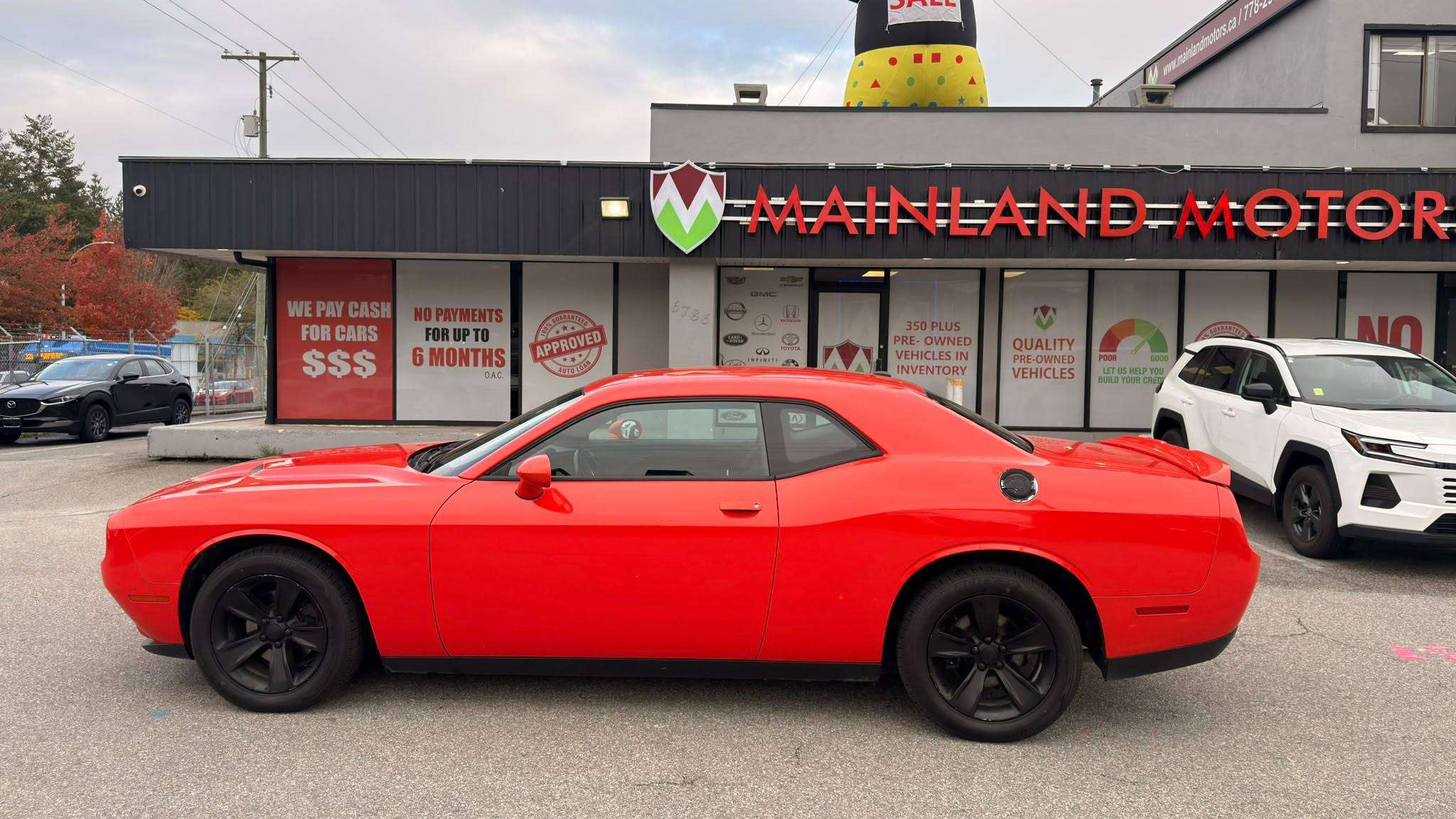 2018 Dodge Challenger — view 8