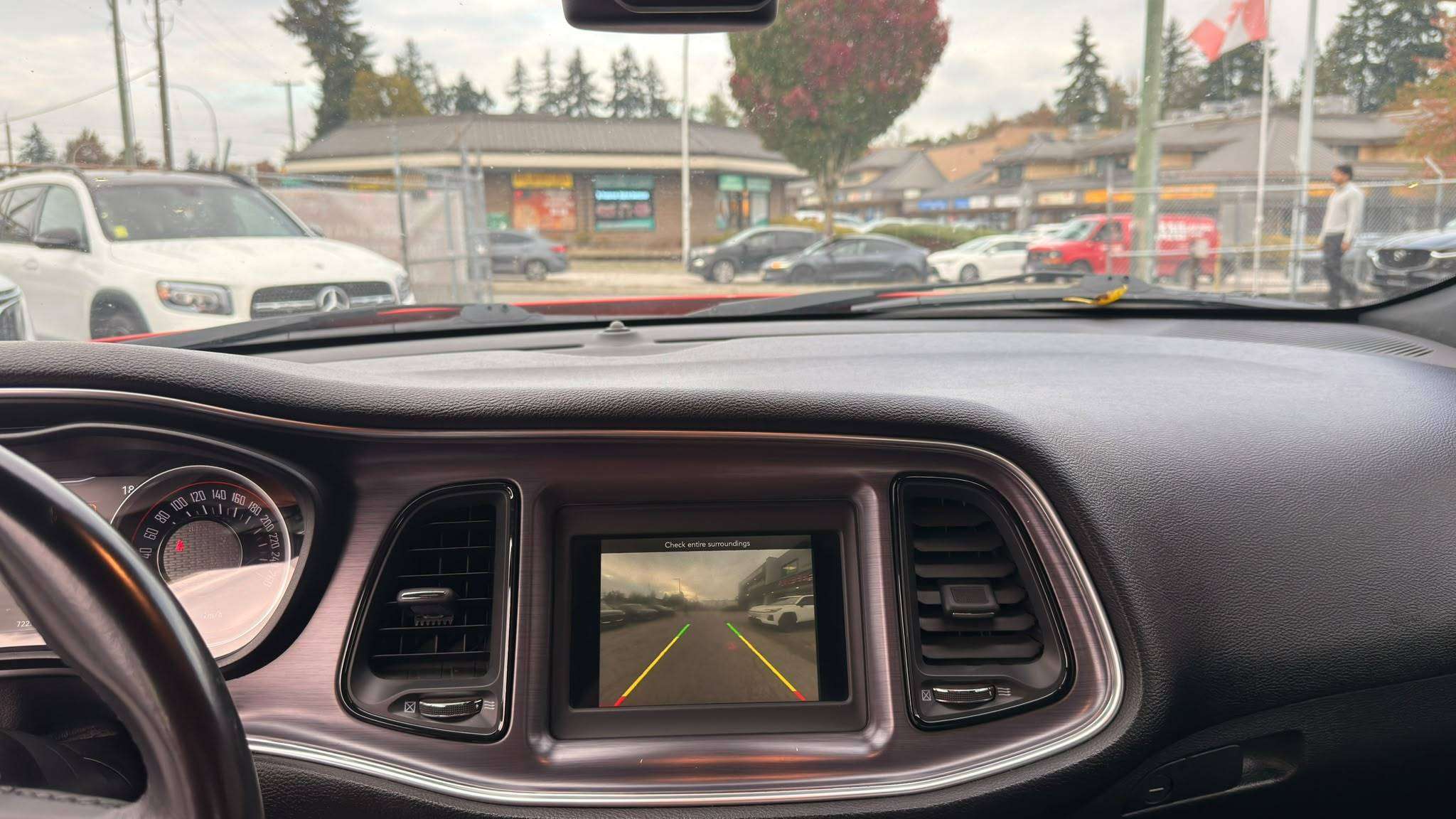 2018 Dodge Challenger — view 11