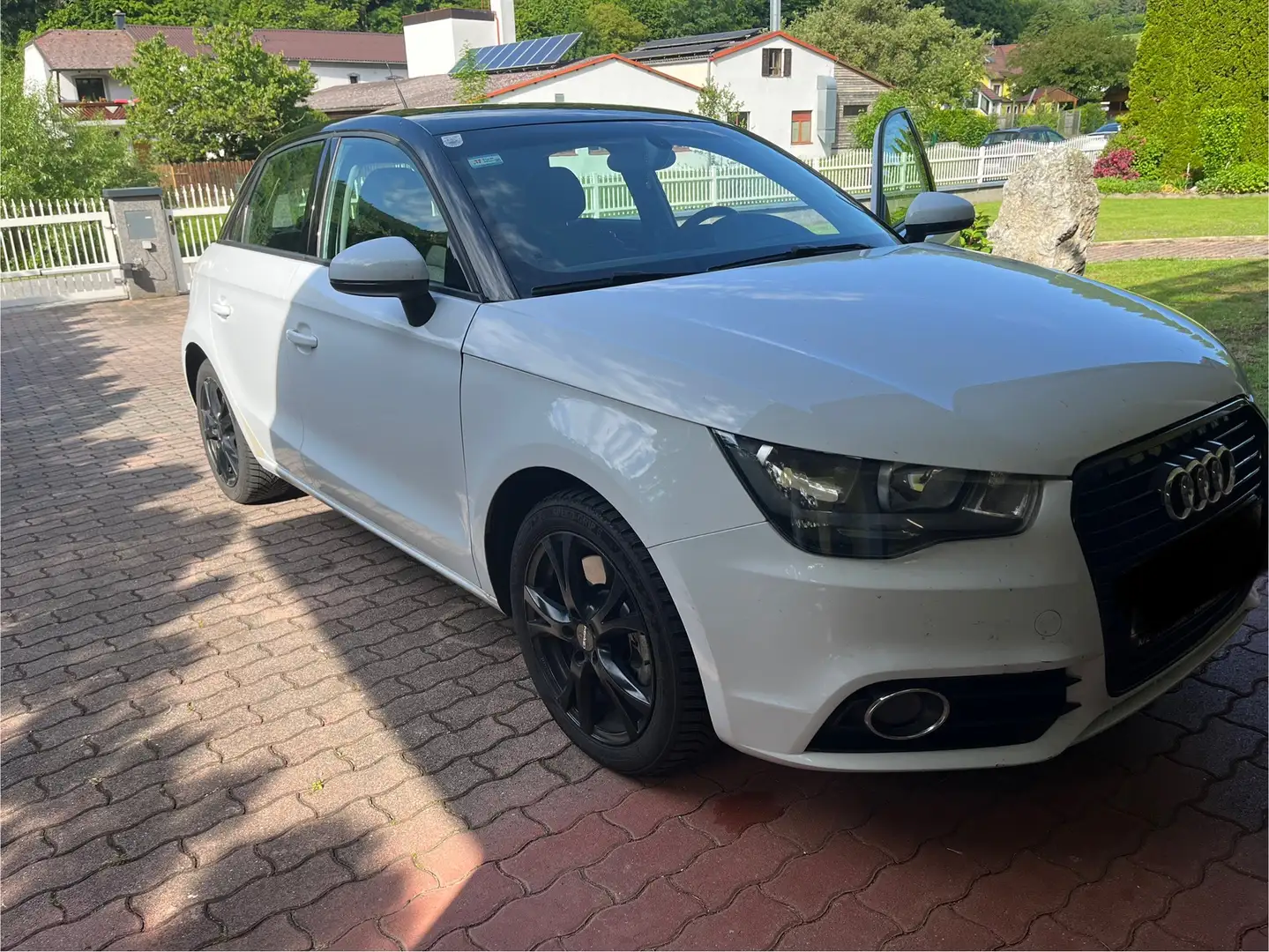 Audi A1 SB 2,0 TDI Ambition - 1