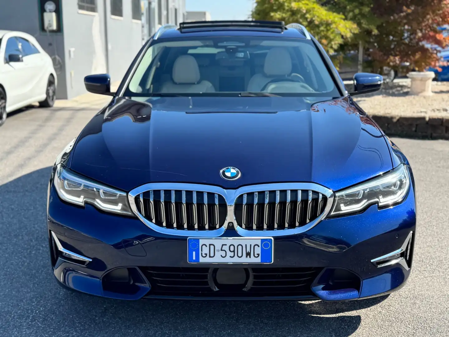 BMW 330 330e xDrive Touring Luxury 292 cv TETTO APRIBILE Blu/Azzurro - 2
