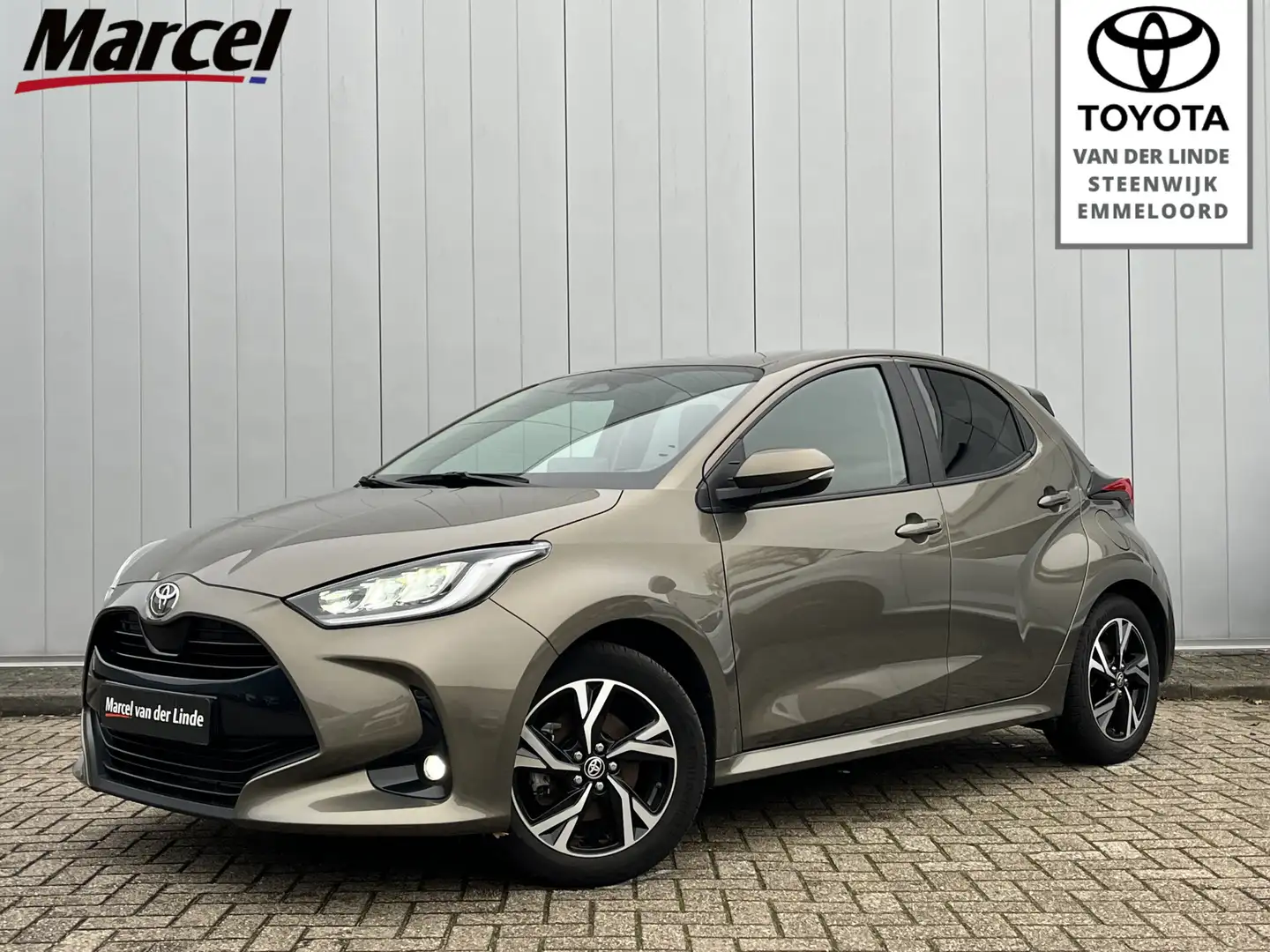 Toyota Yaris 1.5 Hybrid 115 Dynamic Limited Stoelverwarming Stu Bruin - 1