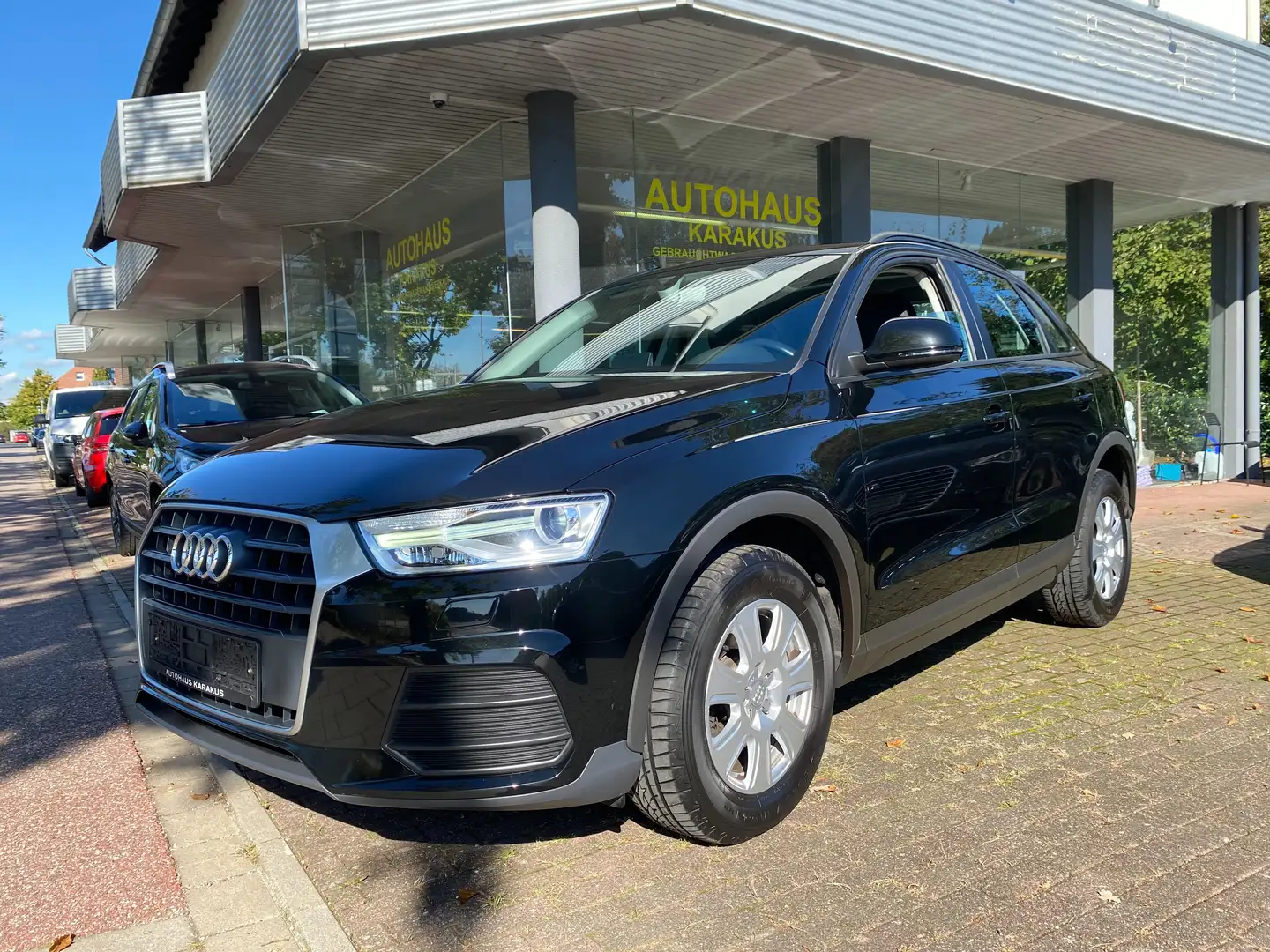Audi Q3 1.4 TFSI Panorama/Xenon/Navi/1.Hand Nero - 1