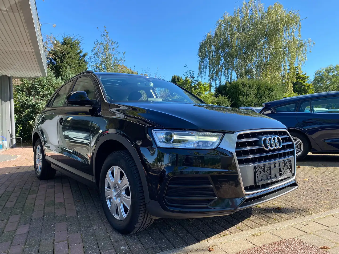 Audi Q3 1.4 TFSI Panorama/Xenon/Navi/1.Hand Nero - 2