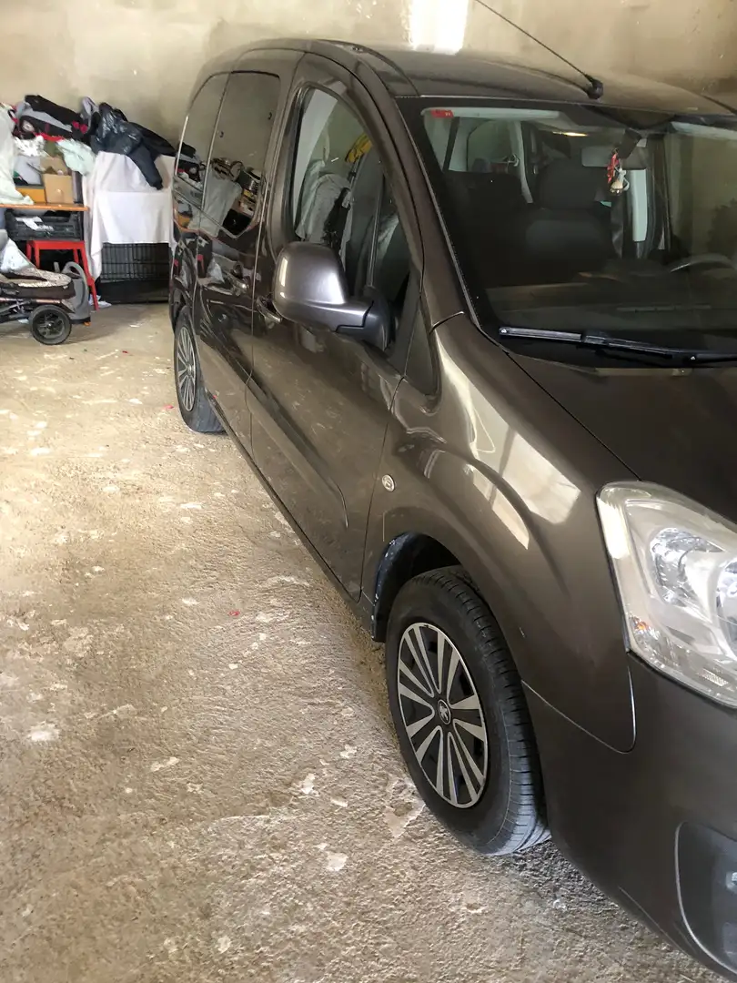Peugeot Partner Partner Tepee 1.6BlueHDI Adventure Ed. 100 Adventure Ed. Gris - 2