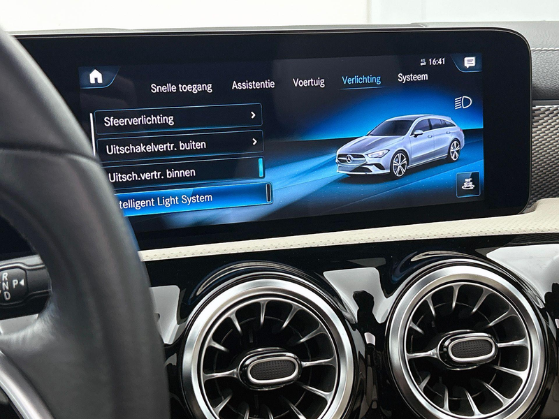 Mercedes-Benz CLA 180 Shooting Brake Business Solution Luxury | Panorama — photo 15