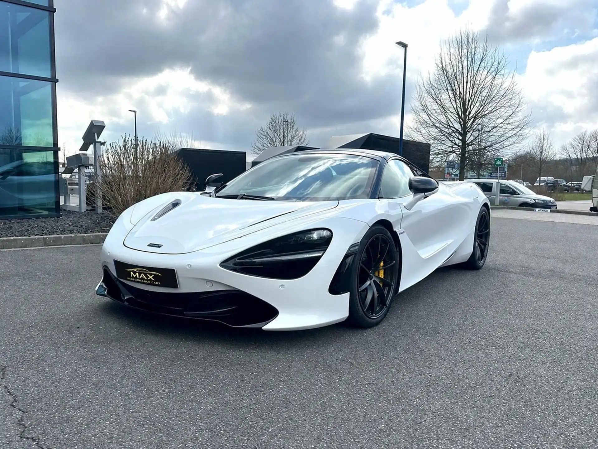 맥라렌 720S 720 Sport Spider 2023 흰색 사진 2