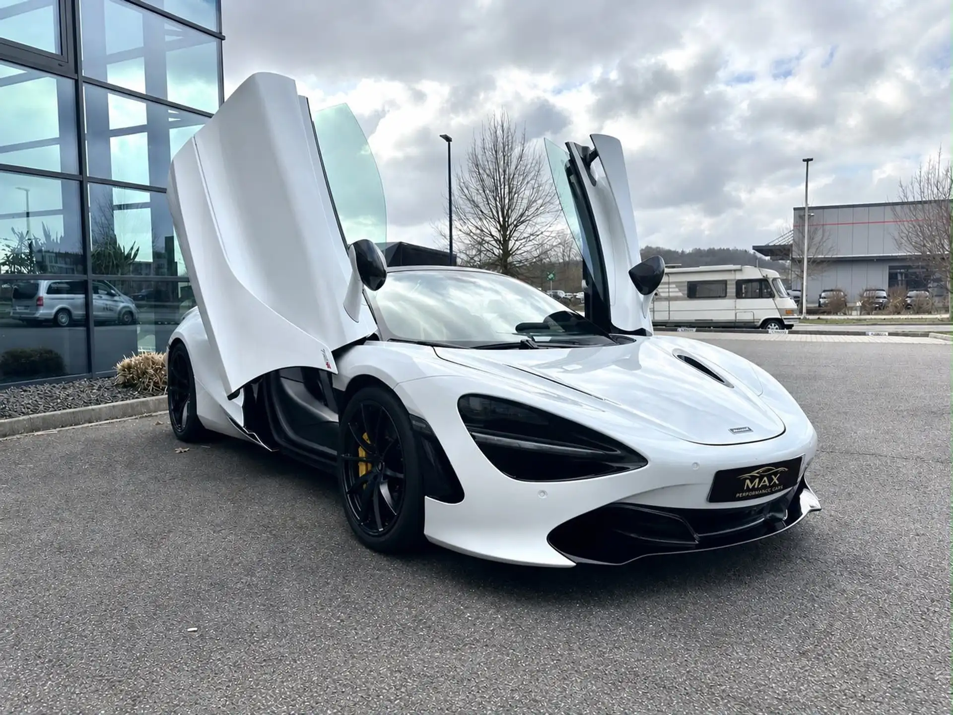 맥라렌 720S 720 Sport Spider 2023 흰색 사진 1