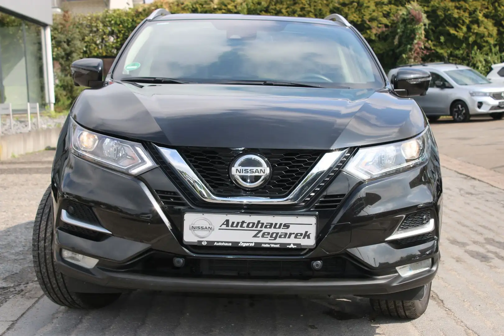 Nissan Qashqai Zama Schwarz - 2