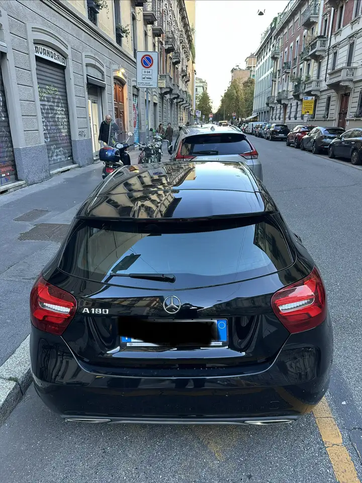 Mercedes-Benz A 180