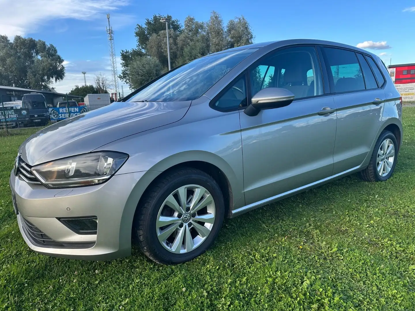 Volkswagen Golf Sportsvan VII Comfortline BMT/Start-Stopp Argent - 1