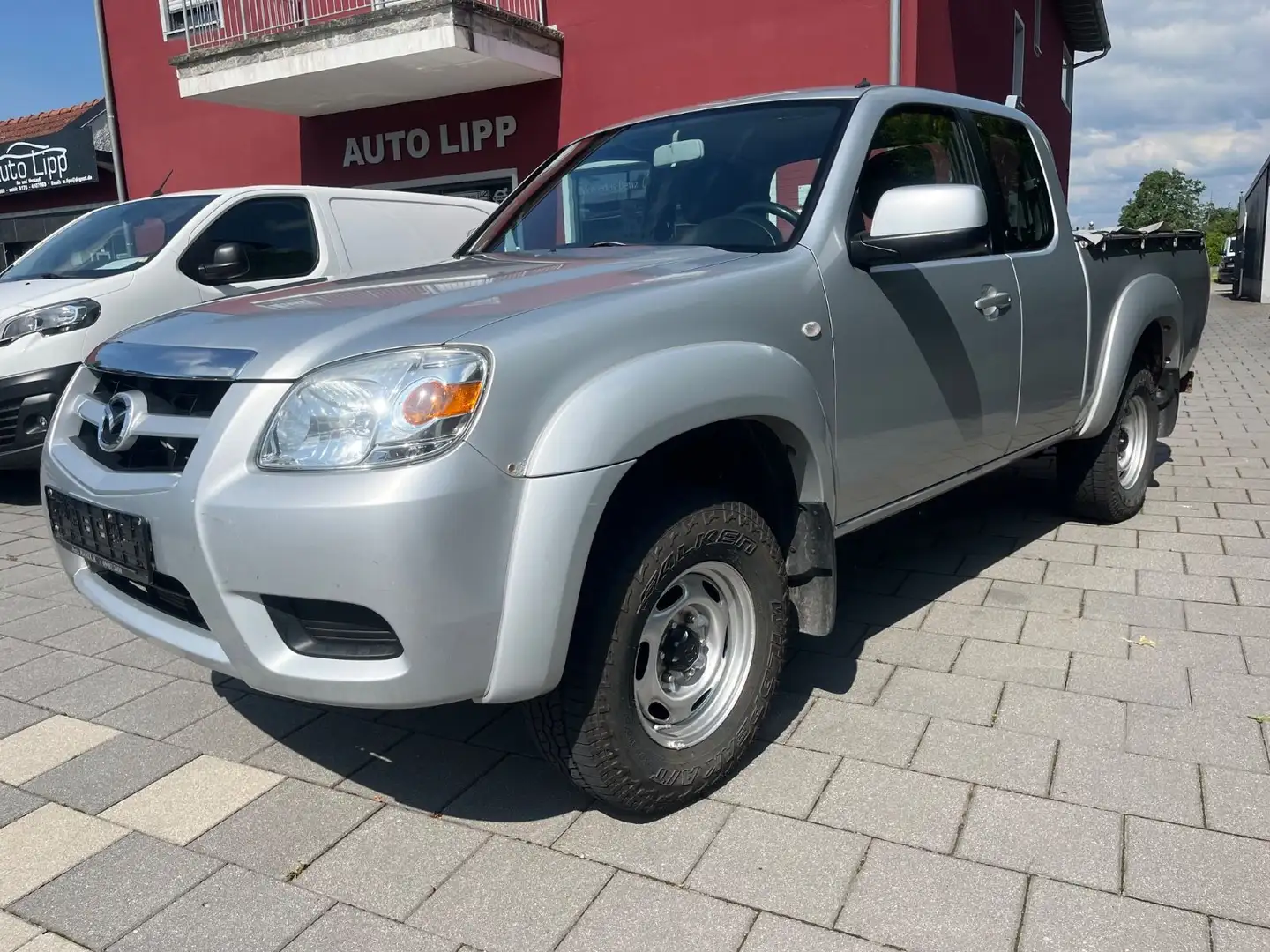 Mazda BT-50 L-Cab  2.5 TD 4WD Midlands Argent - 2