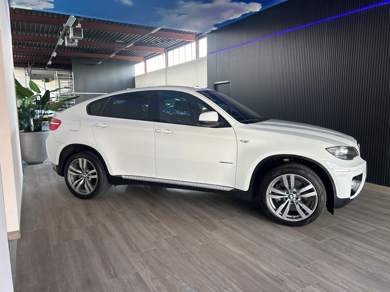 BMW X6 XDrive50i Executive Full Options. youngtimer. hele — photo 2