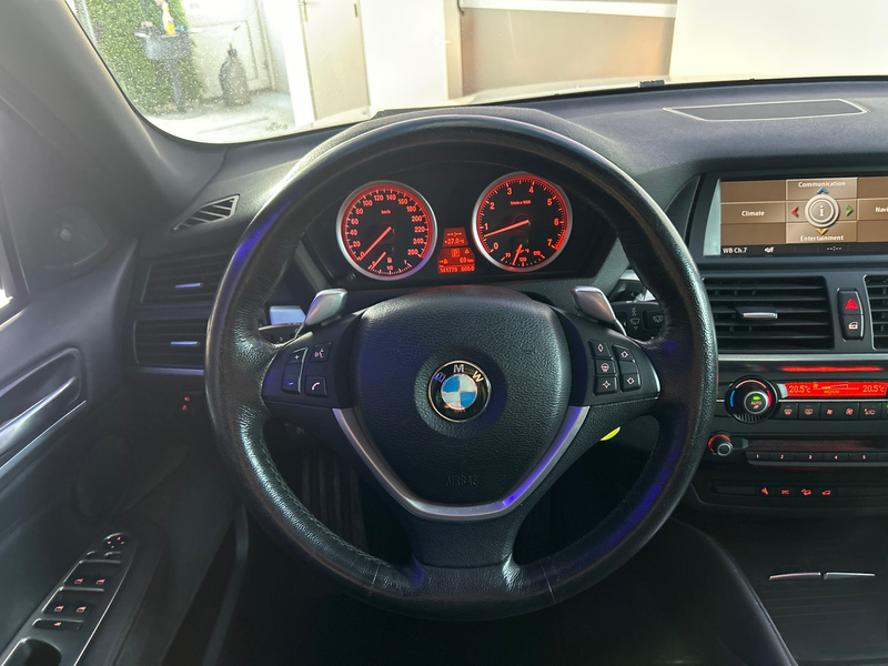 BMW X6 XDrive50i Executive Full Options. youngtimer. hele — photo 14
