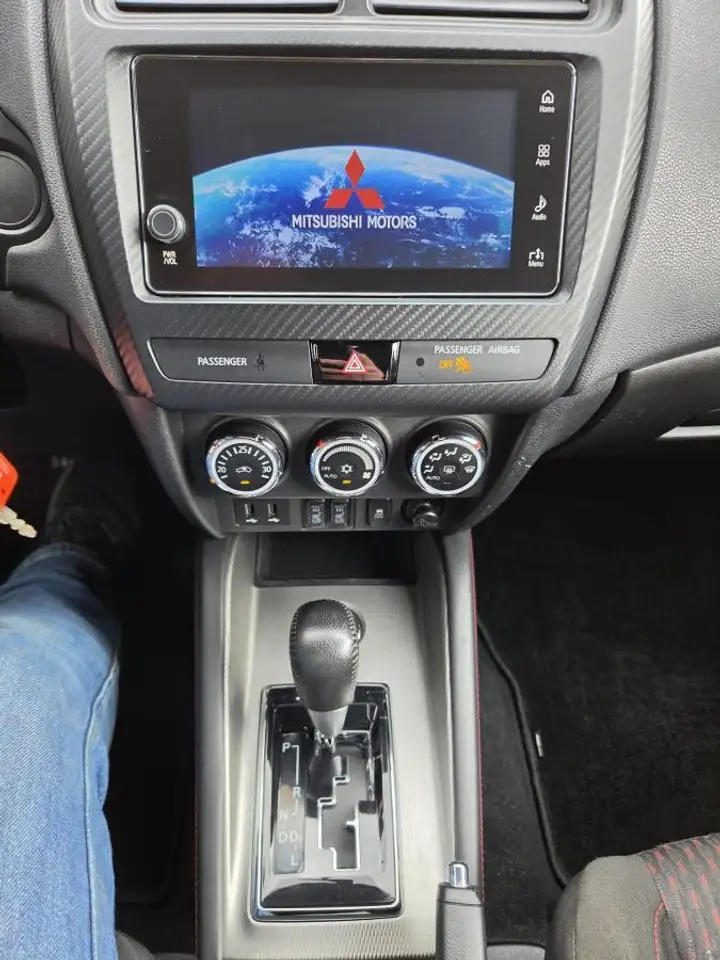 Mitsubishi RVR снимка Mitsubishi RVR