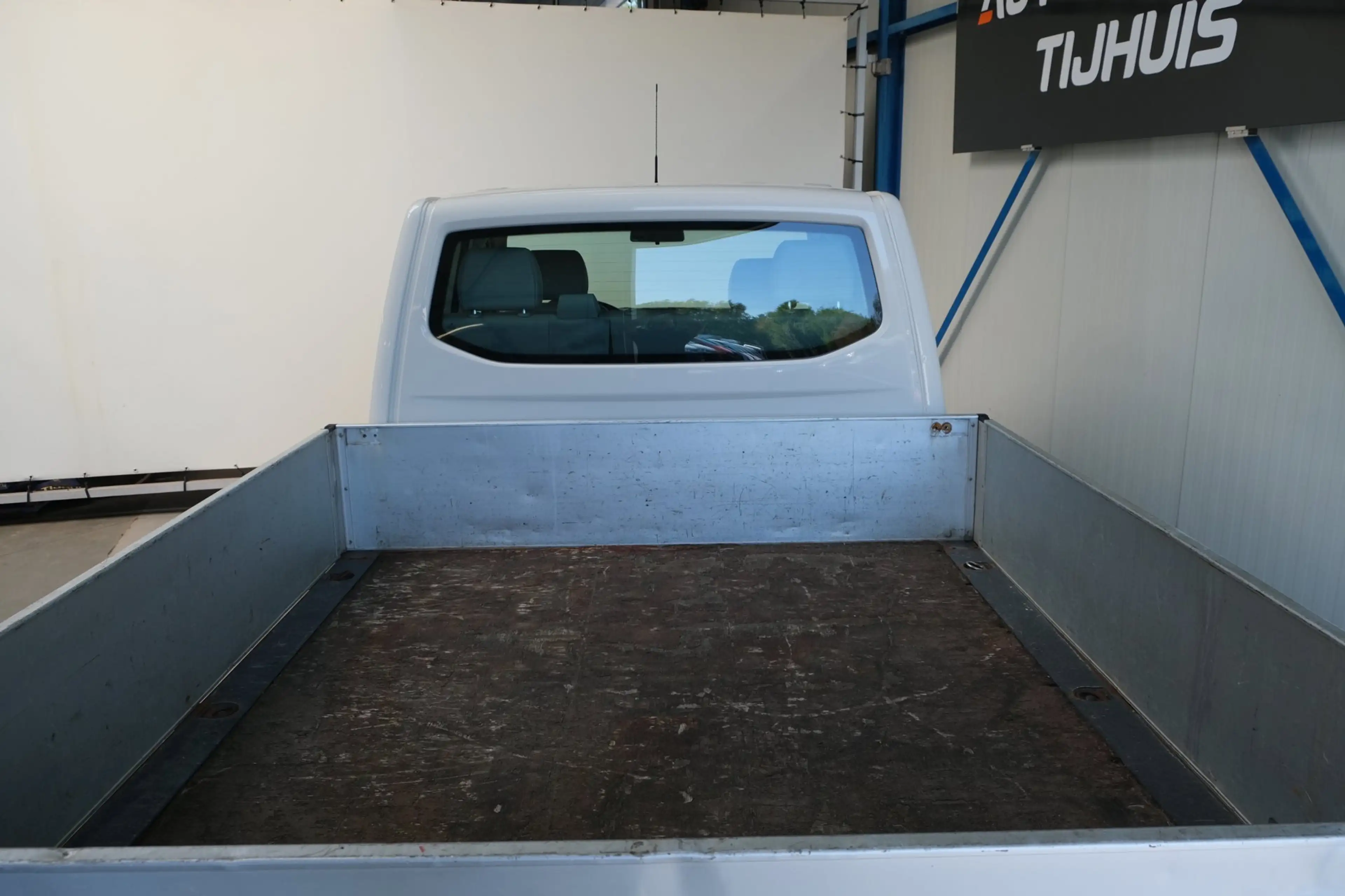 Volkswagen Transporter 2.0 TDI 140PK L2H1 DC Pick-up Export — photo 10